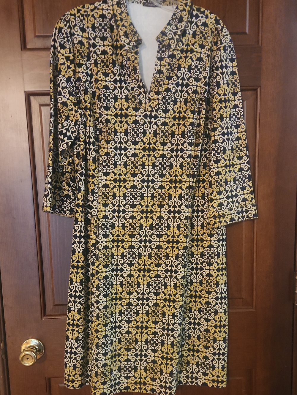J. McLaughlin Black Dress with Gold and Cream Pattern